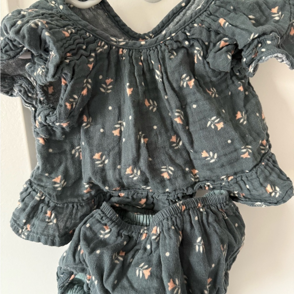 Rylee + Cru Baby Outfit Set - Top and Bloomers